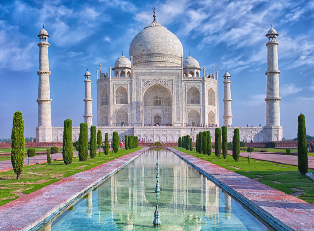 agra tourist places list in hindi